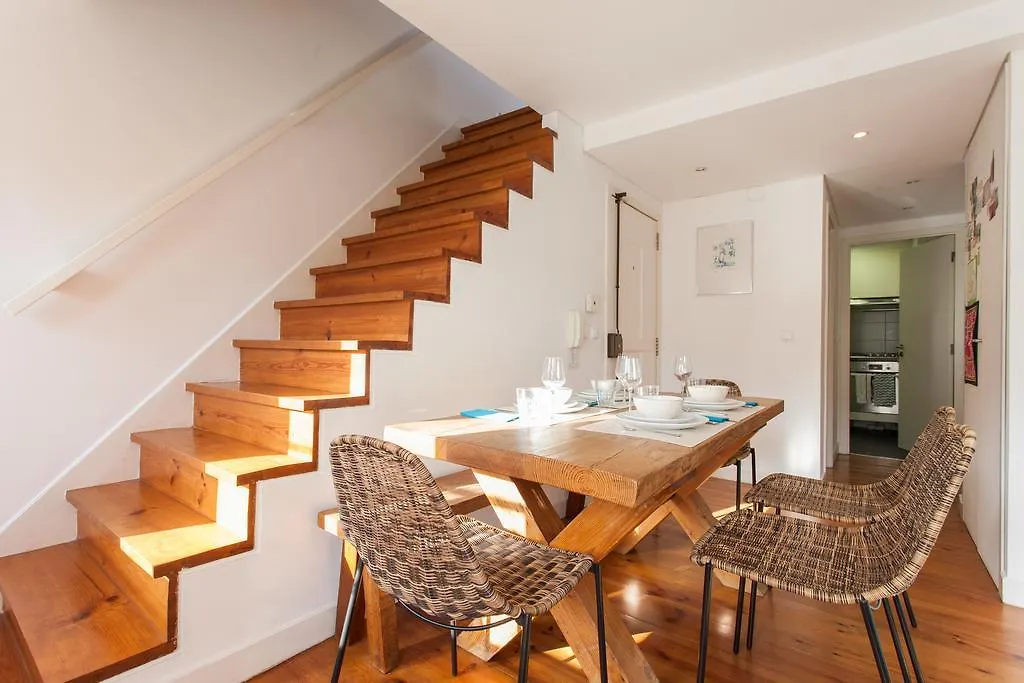 Apartamento Flh Bairro Alto Loft With Sunny Terrace Lisboa Portugal