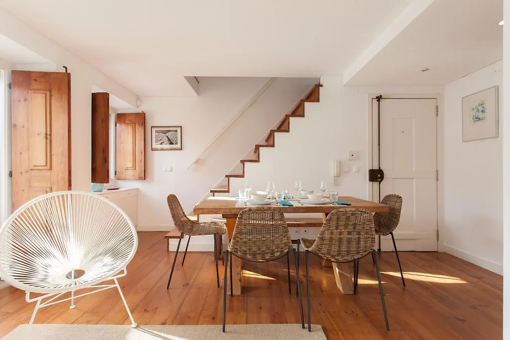 Flh Bairro Alto Loft With Sunny Terrace Daire Lisboa Portekiz