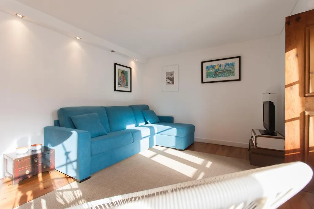 Flh Bairro Alto Loft With Sunny Terrace Daire Lisboa