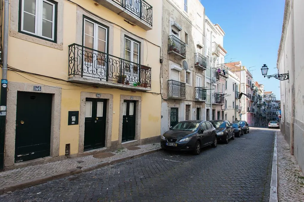 Flh Bairro Alto Loft With Sunny Terrace Daire Lisboa