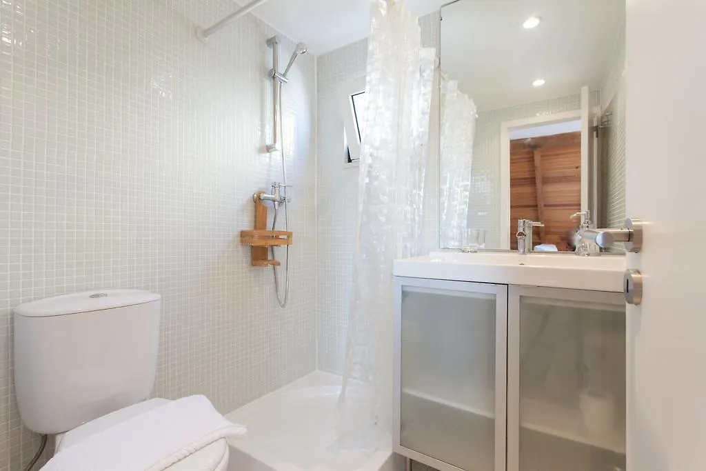 Flh Bairro Alto Loft With Sunny Terrace Daire Lisboa Portekiz